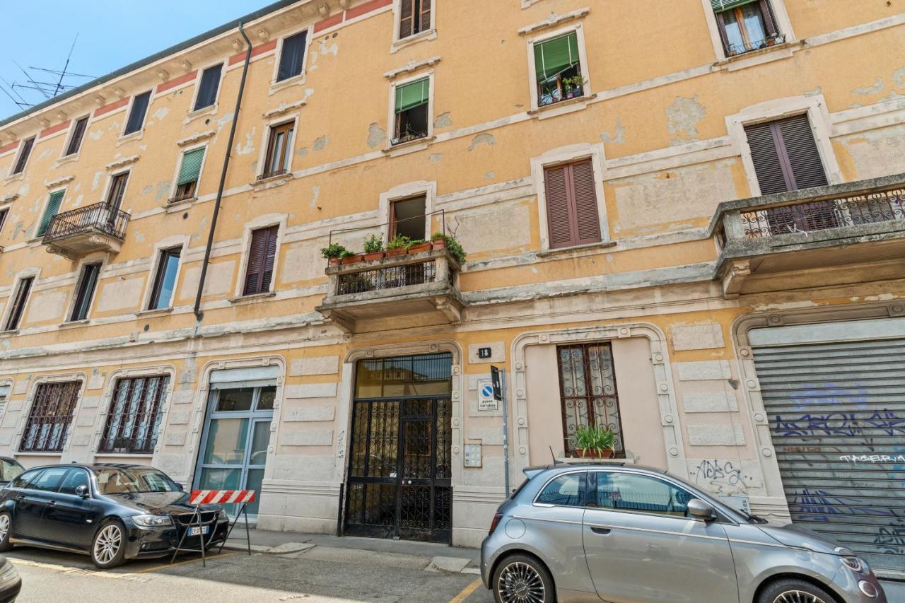Appartamento Navigli Charming Flat Milano Esterno foto
